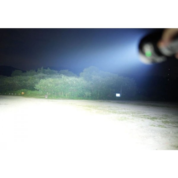 Acebeam X50, Lanternă Profesională, Reîncărcabilă USB-C, 40000 Lumeni, 800 Metri