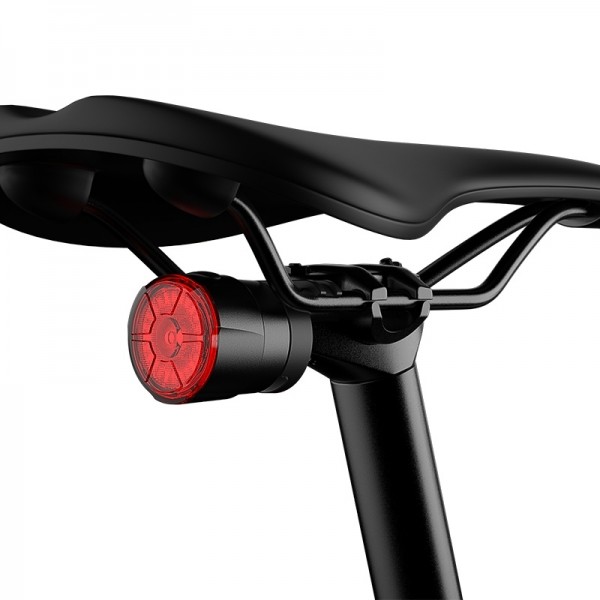 Fenix BC06R, Stop Bicicleta, Reincarcabila USB-C, 90 Lumeni, 100 Metri www.easylight.ro