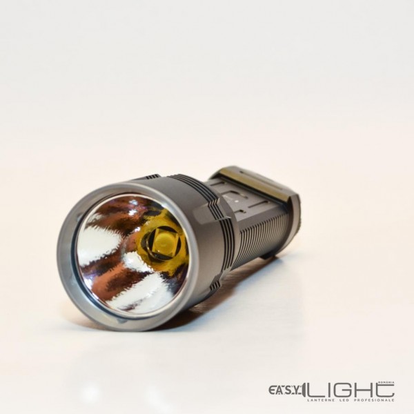 Lanterna Led profesionala Nitecore P36 