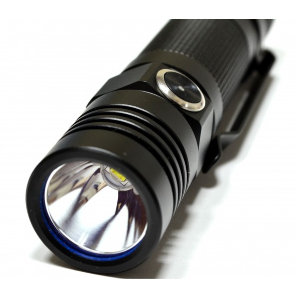 Lanterna LED OLIGHT S30