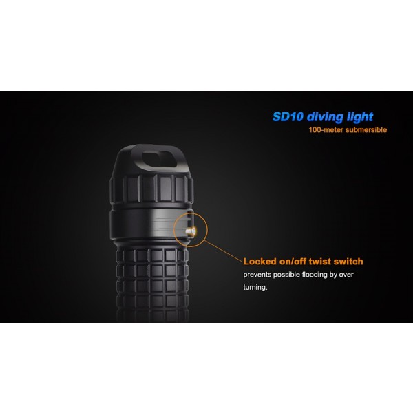 Lanterna LED pentru scufundari Fenix SD10 930 lumeni