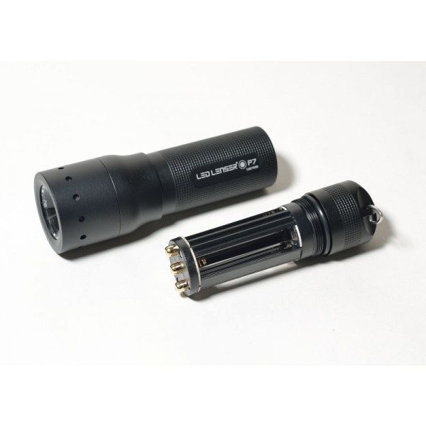 Lanternă LED Lenser P7 - EasyLight România