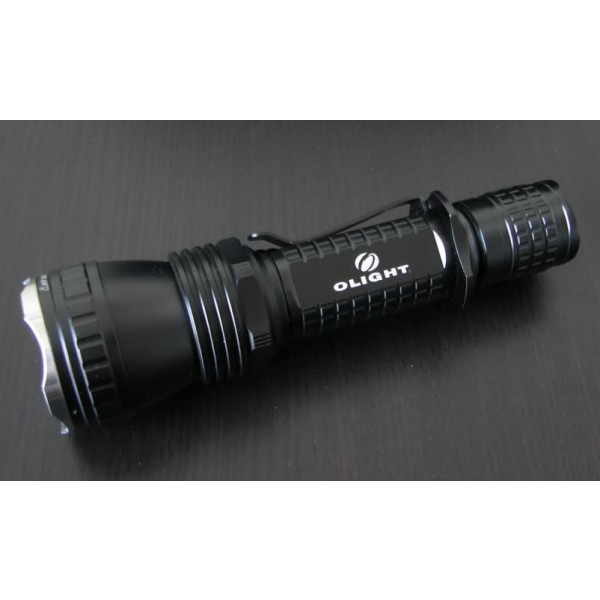 Lanterna LED Olight M21 Warrior