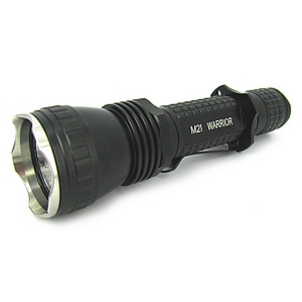 Lanterna LED Olight M21 Warrior