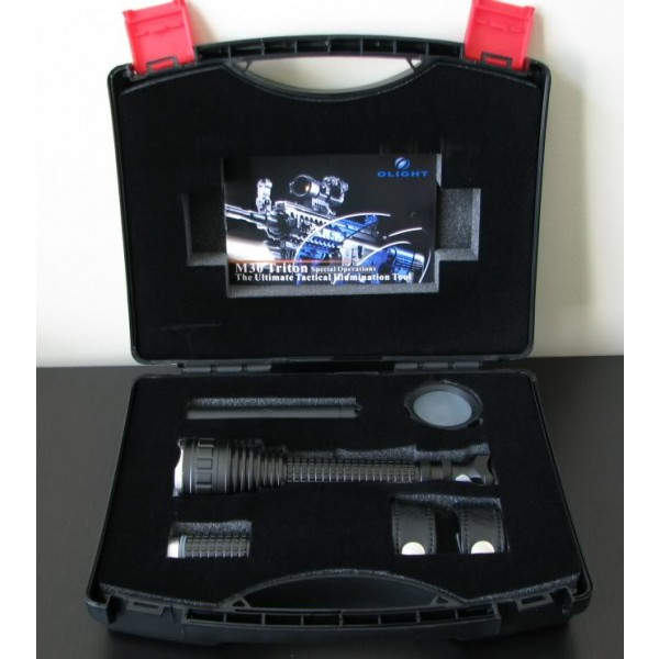 Lanterna LED Olight M30 Triton