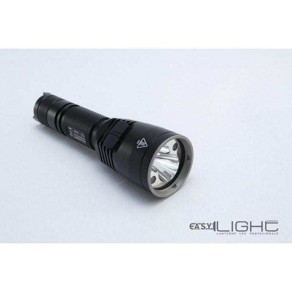 lanterna LED profesionala nitecore chameleon CG6