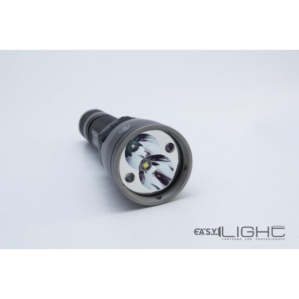 lanterna LED profesionala nitecore chameleon CG6