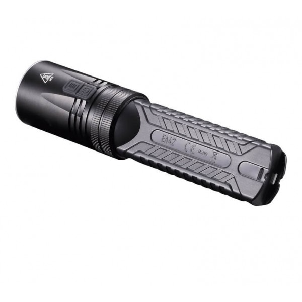 Nitecore EA42, Lanternă Led