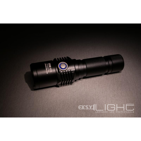 Lanterna LED Nitecore EC25 Cobra Neutral White