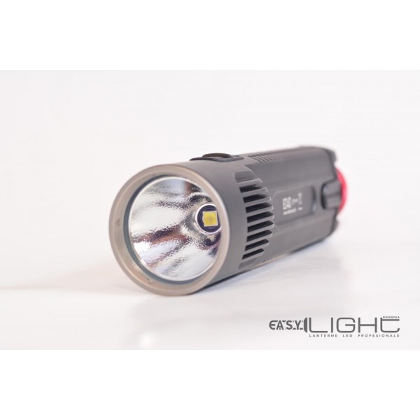 Lanterna LED Nitecore EC4s 