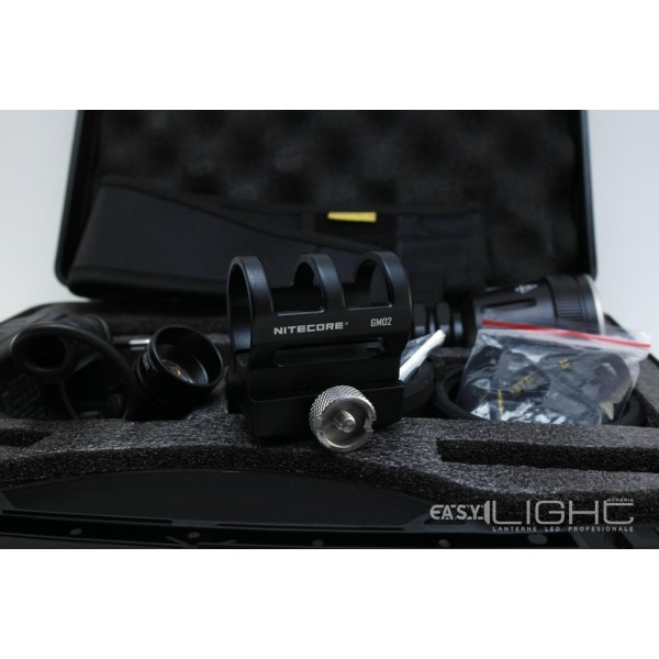 Kit de vanatoare Nitecore MH40