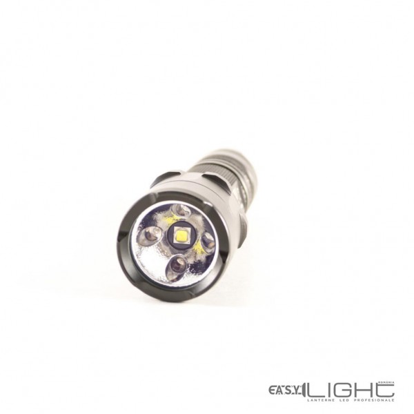 Lanterna LED profesionala Nitecore P20 UV