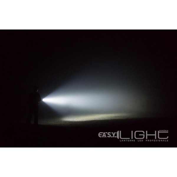 Lanterna LED profesionala Nitecore TM26