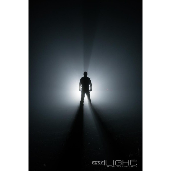 Lanterna LED profesionala Nitecore TM26
