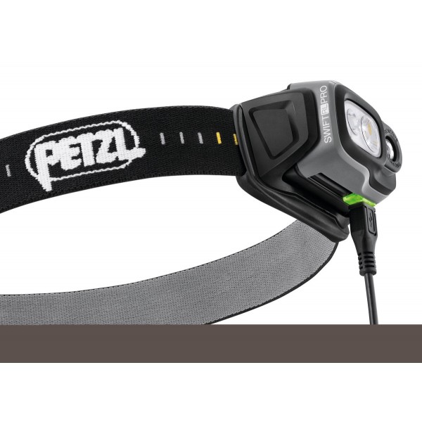 Petzl Swift RL PRO, Lanternă Frontală, Reincarcabila, 900 Lumeni, 150 Metri www.easylight.ro