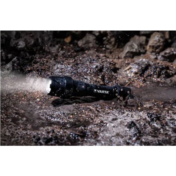 Varta 18711 Indestructible F20 Pro, Lanternă, 350 lumeni, 140 Metri